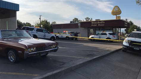 Denver police investigating homicide at Federal Boulevard and 19th Avenue